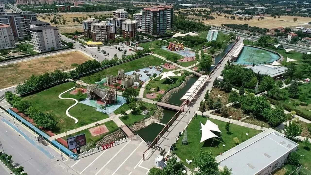 Kent Park’a Güzel Bir Mescit Yakışacak