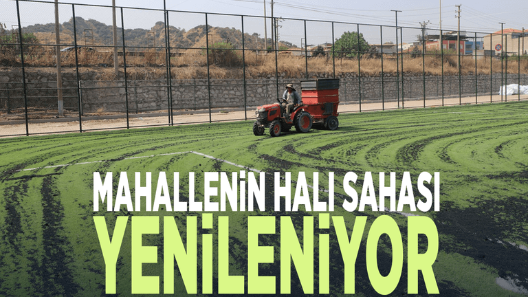 Mahallenin halı sahası yenileniyor